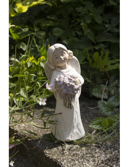 Keramický anděl — květiny
