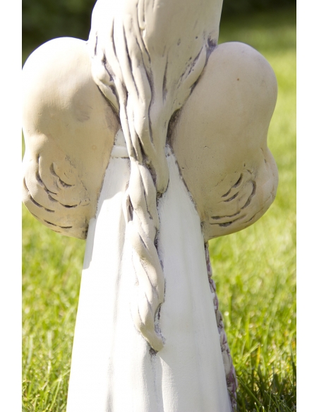 Keramický anděl s květinami