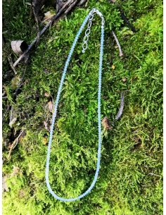 Náhrdelník z modrého topazu