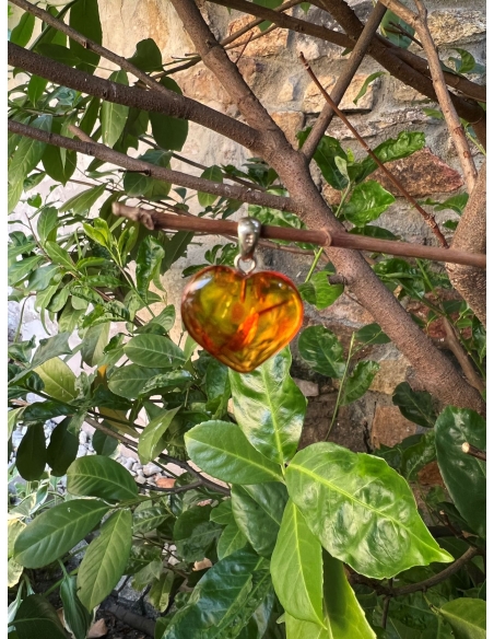 Jantar přívěsek - srdce