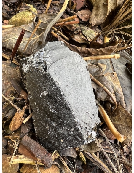 Obsidián černý - surový