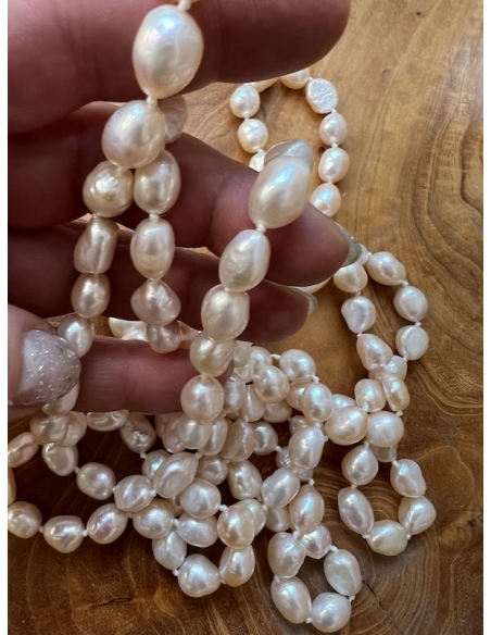 Perly světle lososové - náhrdelník 160 cm