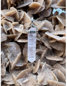 Růženín - přívěsek oboustranný hrot