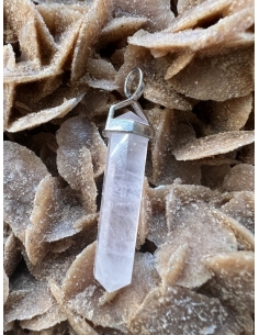 Růženín - přívěsek oboustranný hrot 2