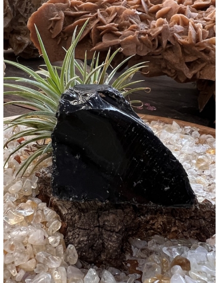 Obsidián černý - surový