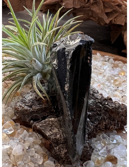 Obsidián černý - surový