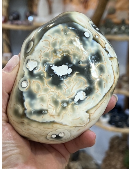 Karneol  sněžný 1530 g