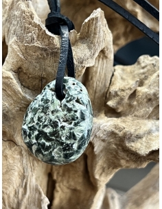 Serafinit - přívěsek na kůži