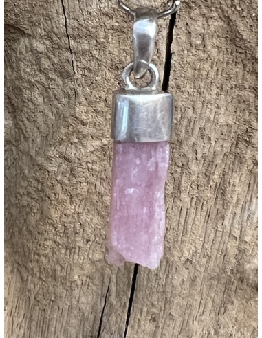 Kunzit krystal - přívěsek stříbro Ag 925