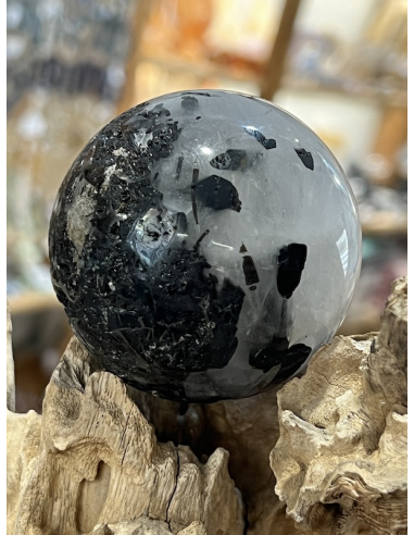 Turmalín v křišťálu - koule ( 336 g )