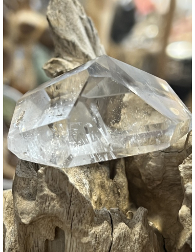 Křišťál - broušený tvar ( 68 g )