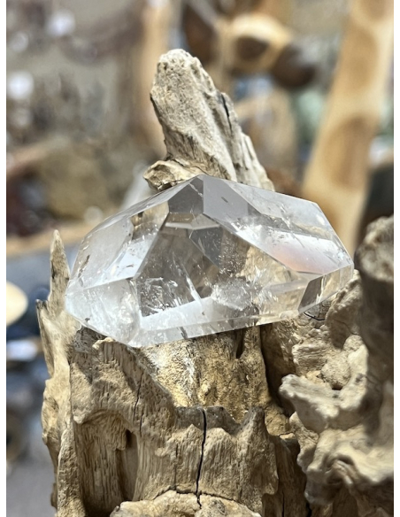 Křišťál - broušený tvar ( 68 g )