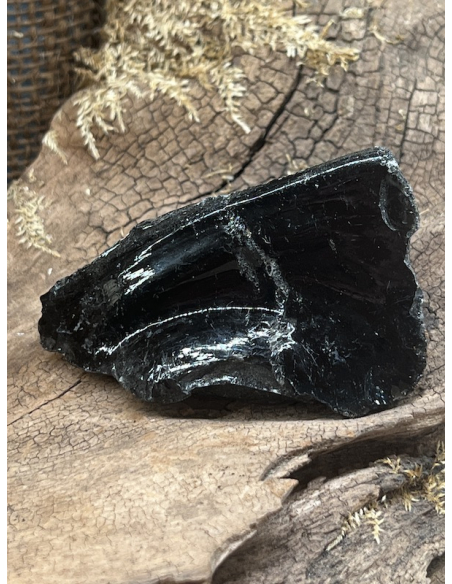 Obsidián černý - surový