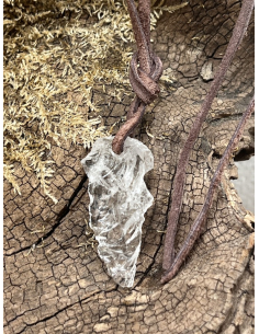 Křišťál - krystal přívěsek na kůži 2