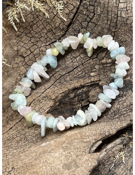 Morganit - náramek sekaný