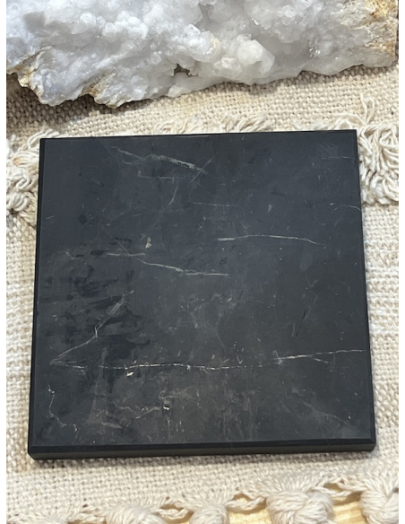 Šungit - čtvercová deska - neleštěná