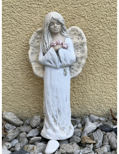 Anděl / víla - s květinami