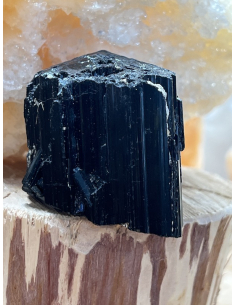 Turmalín - přírodní surovina 2