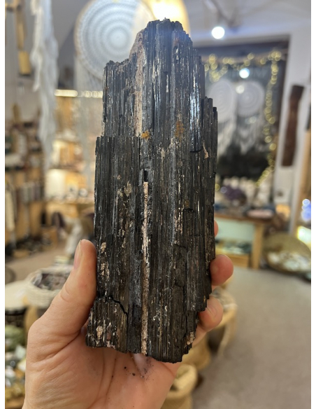 Turmalín - krystal ( 1170 g )