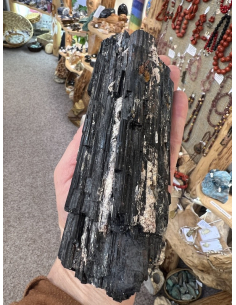 Turmalín - krystal ( 1170 g ) 2