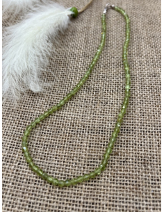 Olivín - náhrdelník 45 cm ( brus )