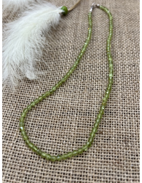 Olivín - náhrdelník 45 cm ( brus )