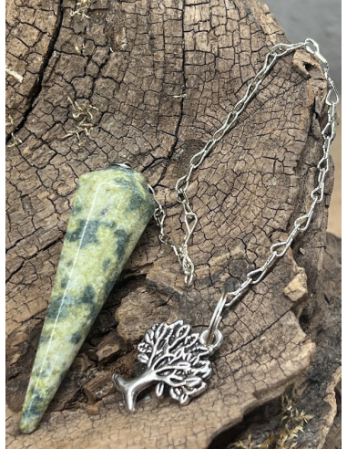 Nefrit / Jadeit - kyvadlo - strom života